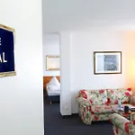Ina Hotel Royal
