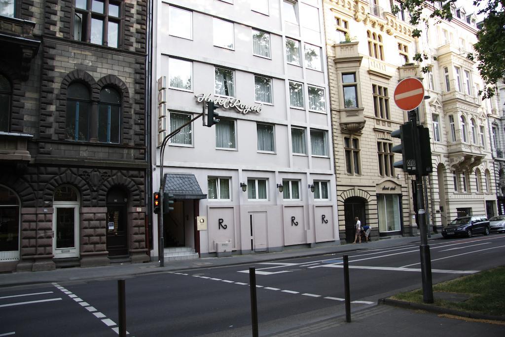 Ina Royal Hotel